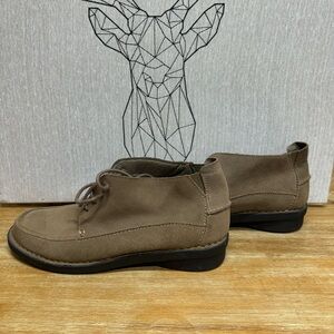 Clark’s dress shoes